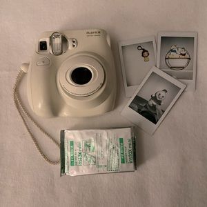 Fujifilm Instax Mini 7s Polaroid Camera with Film